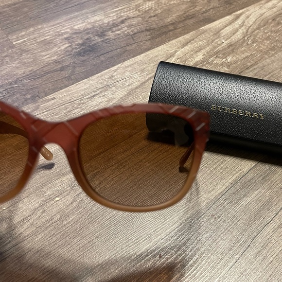Burberry Sunglasses main image 5